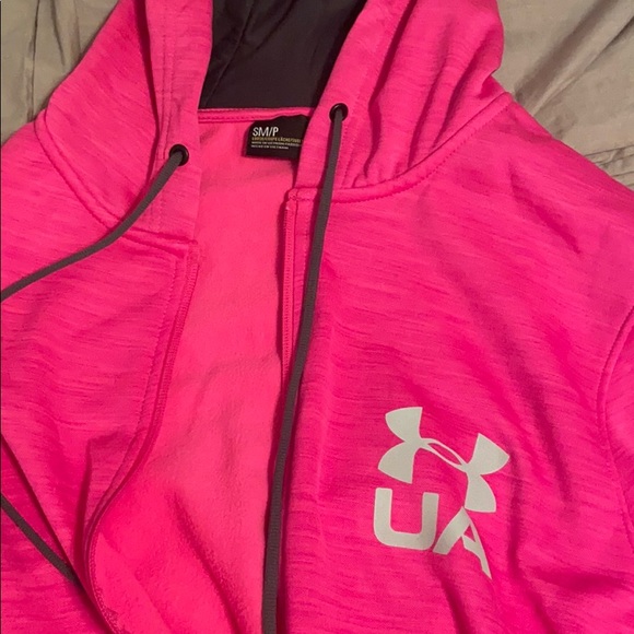 NWT under Armour zip - Picture 3 of 3